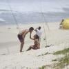 Fernanda de Freitas também deu muitos beijos em seu namorado durante o tempo que passou na praia