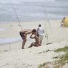 Fernanda de Freitas curtiu o sábado, 2 de novembro de 2013, na praia com o namorado