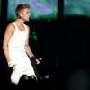 Entre as músicas, Justin Bieber cantou 'Take you', 'Catching feelings', 'One time', 'Eenie meenie' e 'Somebody to love'
