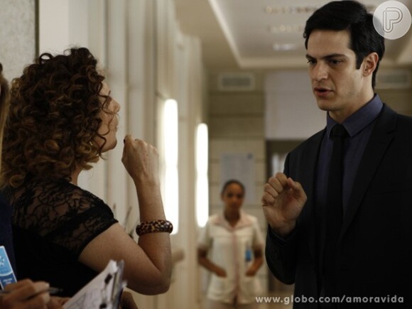 Márcia (Elizabeth Savala) é a mãe biológica de Félix (Mateus Solano) em 'Amor à Vida'