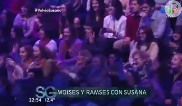 Sergio Marone fez a plateia de Susana Giménez, apresentadora da TV argentina, cair na risada e aplaudir o beijo dele na artista