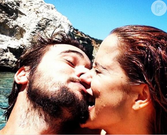 Paloma Duarte e Bruno Ferrari, juntos desde 2011, dividem com os seus seguidores nas redes sociais imagens em que aparecem como um casal apaixonado