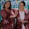 Nina (Mira Haar) e Fiorina (Bárbara Brunno), que agora são amigas, usam a mesma roupa e se divertem, na novela 'Cúmplices de um Resgate'