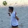 Marcio Garcia jogou futevôlei na Praia do Pepino, Rio de Janeiro, em meio a expectativa da estreia do seu novo programa, 'Tamanho Família', neste domingo, 10 de julho de 2016