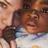 Giovanna Ewbank chegou a posar com uma criança durante viagem pela África no ano passado. Na época, os fãs da repórter do 'Vídeo Show' pediram para a artista adotar o bebê