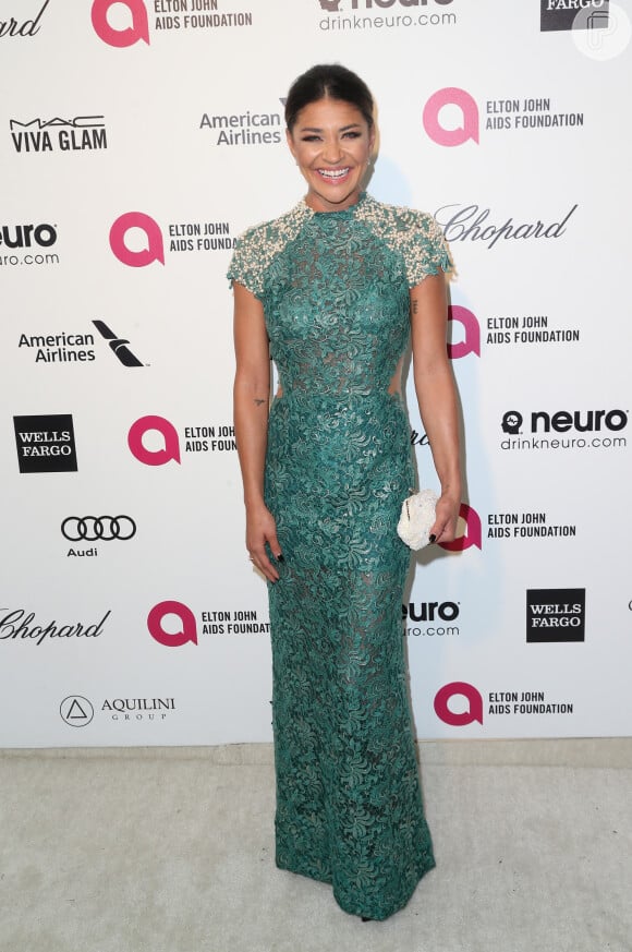 Jessica Szohr usou um vestido longo da estilista Patricia Bonaldi em uma festa após o Globo de Ouro 2015