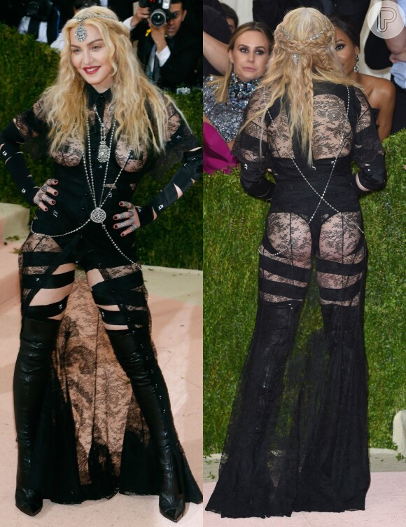 Madonna ousou no Met Gala 2016 com vestido da grife Givenchy que deixava bumbum e os seios à mostra