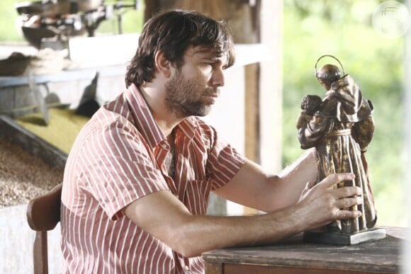 Em 'Paraíso'. exibida em 2009, Marcelo interpretou o papel de Eleutério, personagem de seu pai, quando era mais novo
