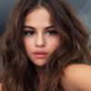 Selena Gomez revelou que coloca Emojis no lugar de frases quando fica sem inpsiração para criar legendas