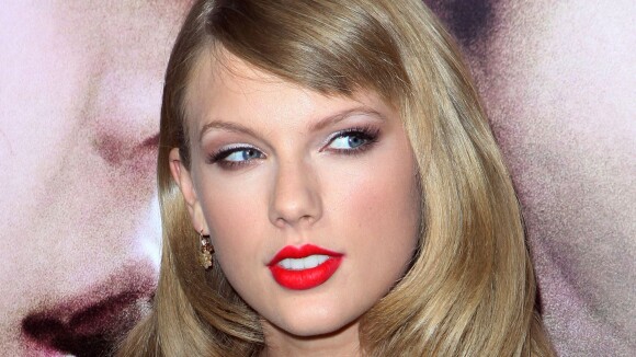 Taylor Swift vai se apresentar no desfile anual da Victoria's Secret