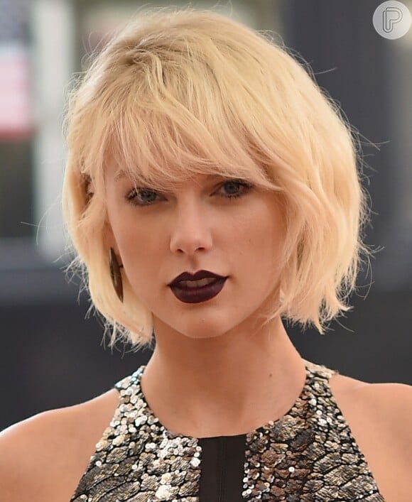 Taylor Swift divulgou uma nota no Instagram contando seu lado da história