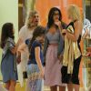 Flávia Alessandra e as filhas, Olívia e Giulia Costa, passeiam com família nesta segunda-feira, dia 18 de julho de 2016