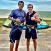 Luciano Huck aprendeu kitesurf. O apresentador teve aulas com o instrutor Marcelo Cunha na praia Barra da Tijuca, Zona Oeste do Rio de Janeiro, na terça-feira, 19 de julho de 2016