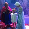 Rafa Justus se diverte no cruzeiro da Disney com as personagens do filme 'Frozen'