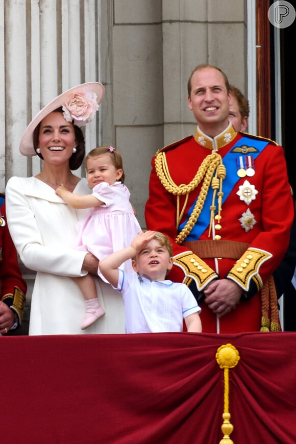 Além de príncipe George, o casal da realeza britânica também são pais da pequena princesa Charlotte, que completou um ano em maio desse ano