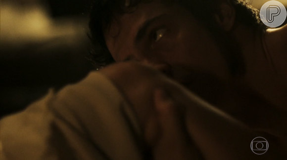 Capítulo de 'Liberdade, Liberdade' mostrou noite de núpcias de Rosa/ Joaquina (Andreia Horta) e Rubião (Mateus Solano) nesta terça-feira, 26 e julho de 2016