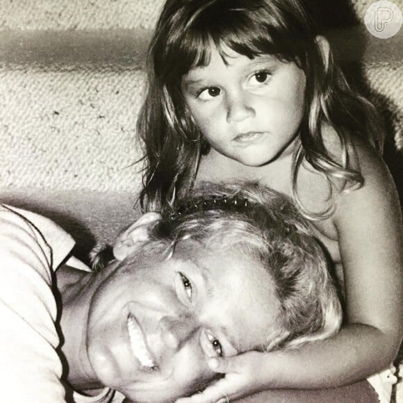 Xuxa e a filha, Sasha, em mais uma foto antiga publicada pela apresentadora