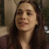 Shirlei (Sabrina Petraglia) faz um discurso sobre o amor para Felipe (Marcos Pitombo), na novela 'Haja Coração'