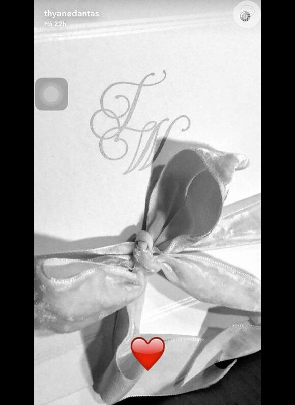 Wesley Safadão e Thyane Dantas escolhem convite de casamento que evita penetras