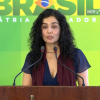 Letícia Sabatella é hostilizada por manifestantes pró-impeachment em Curitiba, em 31 de julho de 2016
