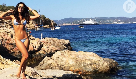 Mariana Rios está exibindo fotos e vídeos de sua viagem à Espanha em seu pergil do Instagram