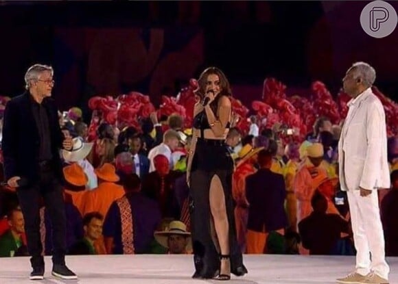 Anitta se apresentou ao lado de Caetano Veloso e Gilberto Gil no Maracanã na abertura das Olimpíadas Rio 2016