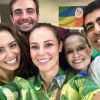 Paolla Oliveira, Fernanda Rodrigues, Marcius Melhem, Max Fercondini e sua namorada, Amanda Richter, posaram para juntos antes das provas de ginástica artística, que aconteceu nesta terça-feira, 9 de agosto de 2016