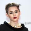 Miley Cyrus completou 21 anos neste sábado, 23 de novembro de 2013, mas teve sua casa assaltada na sexta-feira, de acordo com informações da revista 'Us Weekly'