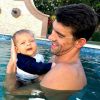 Boomer Robert Phelps, de 3 meses, filho de Michael Phelps com a modelo Nicole Johnson, já conquistou mais de 300 mil seguidores no Instagram. Boomer nasceu no dia 5 de maio de 2016 e inciou a conta na rede social um mês após seu nascimento