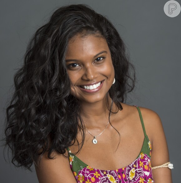 Aline Dias contou que foi escolhida para ser protagonista de 'Malhação - Pro Dia Nascer Feliz', independentemente da cor da sua pele