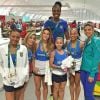 Flavia Saraiva agita web com fotos ao lado de 'gigantes' do Brasil como a jogadora de vôlei de quadra Fabiana Claudino, de 1,93m