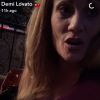 Demi Lovato filmou sua mãe, Dianna, ironizando o zika vírus