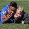 Neymar usou o seu Instagram neste domingo (14), dia dos pais, para homenagear o filho, Davi Lucca