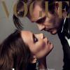 David Beckham e Victoria estampa a capa da edição especial de Natal da 'Vogue Paris' em dezembro