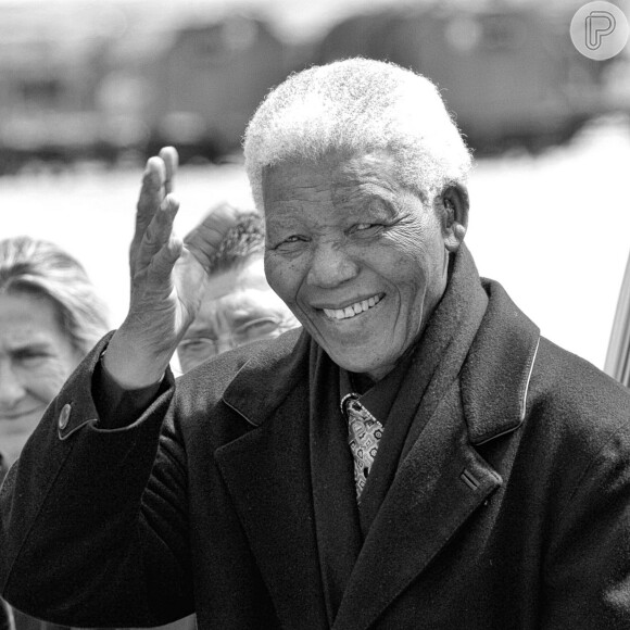 A morte de Nelson Mandela causou comoção nos famosos, em 5 de dezembro de 2013