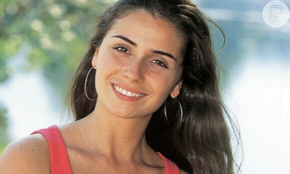 Giovanna Antonelli exibiu fios castanhos e ondulados na época de 'Laços de Família', de 2000. Na novela de Manoel Carlos, ela viveu a personagem Capitu