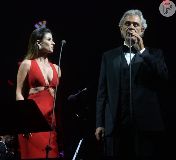 'Apenas Paula Fernandes e Andrea Bocelli iriam fazer o dueto', afirmou a soprano em sua conta de Instagram