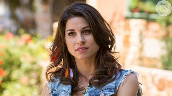 Na novela 'Haja Coração', Carmela (Chandelly Braz) admite culpa em acidente da irmã Shirlei (Sabrina Petraglia)
