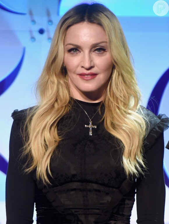 Madonna promete recompensa para quem votar em Hillary Clinton: 'Faço sexo oral'