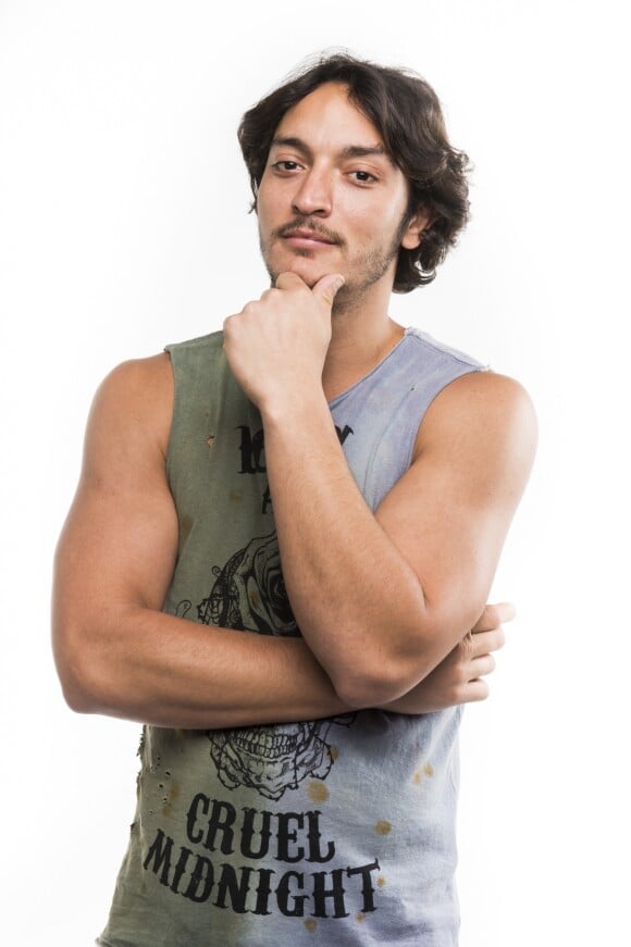 Allan Souza Lima ficou conhecido após interpretar o personagem Neném em 'A Regra do Jogo'