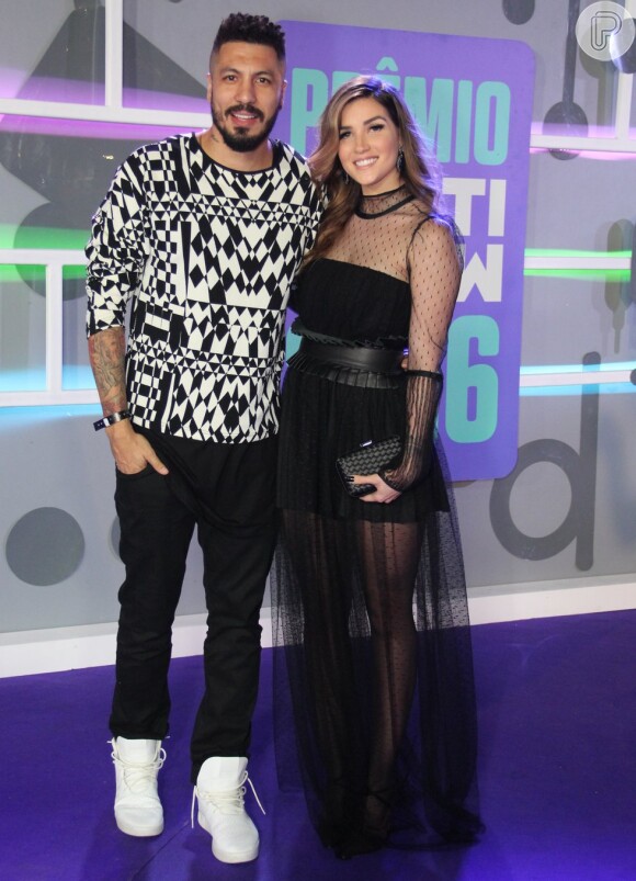 Veja fotos dos looks das famosas na 23ª edição do Prêmio Multishow, que aconteceu na noite desta terça-feira, 25 de outubro de 2016, na Arena da Barra da Tijuca, na Zona Oeste do Rio de Janeiro