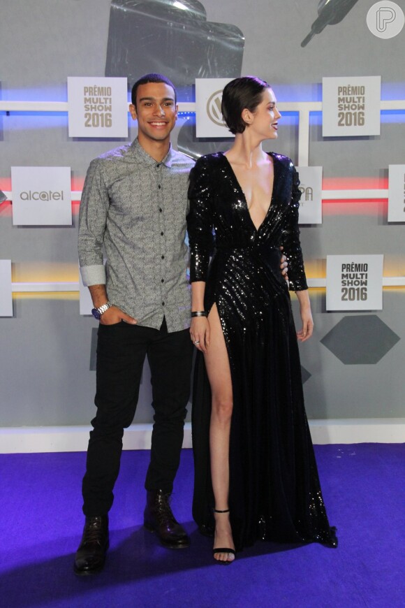 Veja fotos dos looks das famosas na 23ª edição do Prêmio Multishow, que aconteceu na noite desta terça-feira, 25 de outubro de 2016, na Arena da Barra da Tijuca, na Zona Oeste do Rio de Janeiro