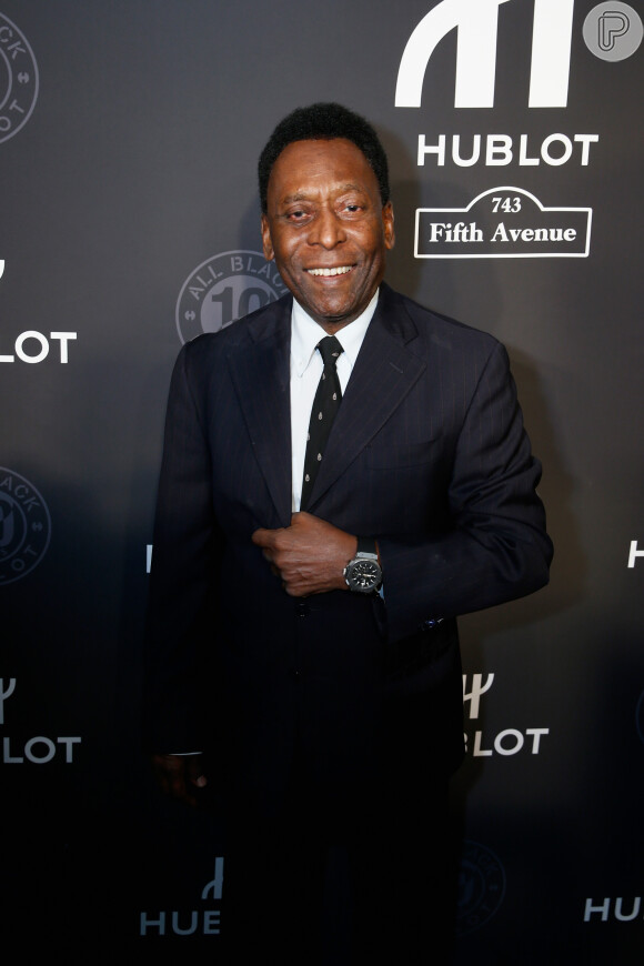 Pelé cancelou sua participação na Olimpíada do Rio por problemas de locomoção