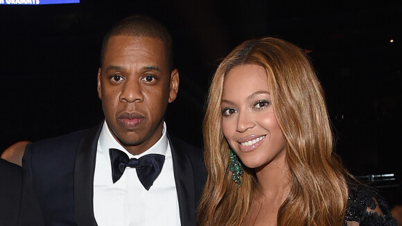 Beyoncé e Jay-Z se fantasiam de Barbie e Ken em festa de Halloween. Fotos!
