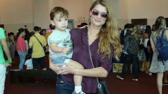 Alinne Moraes admite ser uma mãe tensa com o filho, Pedro:'Rigorosa com rotina'