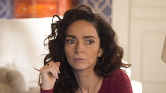 Loretta vai atrás da família em mudança acelerada pela Globo em 'Sol Nascente'