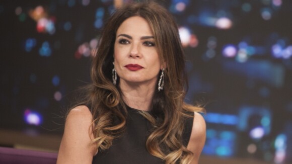 Luciana Gimenez não vê o programa do marido: 'Tem periguetes e não acho graça'