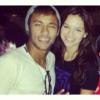 Neymar e Bruna Marquezine continuam juntos! Após polêmica das mineiras de Ipatinga, o casal reapareceu abraçado em foto postada em 20 de dezembro de 2013