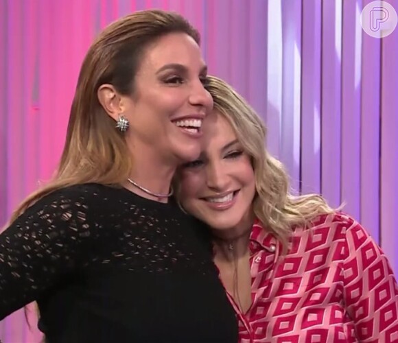 Ivete Sangalo e Claudia Leitte roubam a cena no 'The Voice Brasil', na noite desta quarta-feira, 9 de novembro de 2016