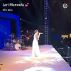 Larissa Manoela usa vestido princesa em show em Manaus